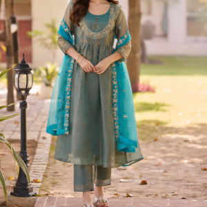 Home three piece dress