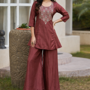 short top light blue printed